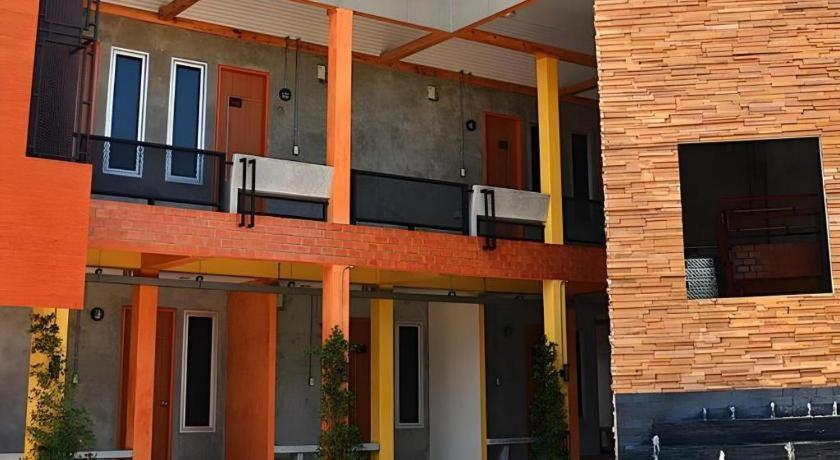 Tanisa Resort Chumphon Exterior photo